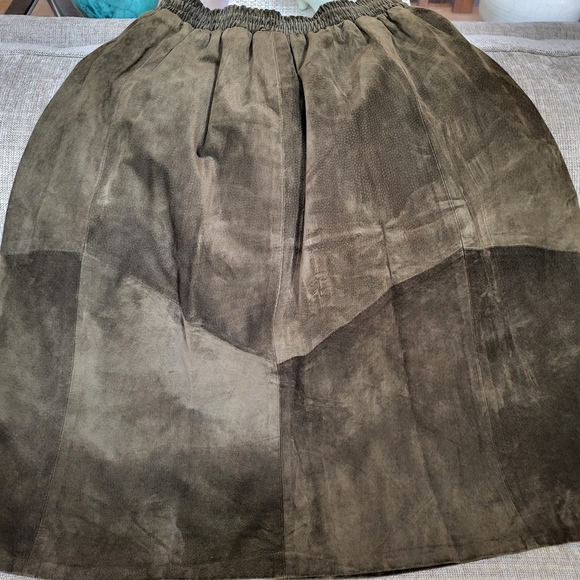 VTG 100% Leather Midi Skirt Fits S/M Gathered Full Two-Tone Solid Brown Western - Picture 8 of 13
